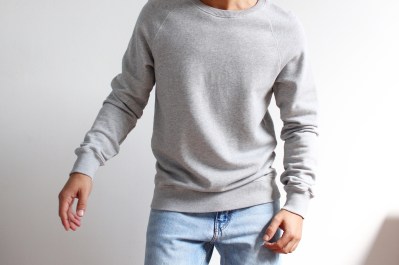 Raglan Sweatshirt (1)