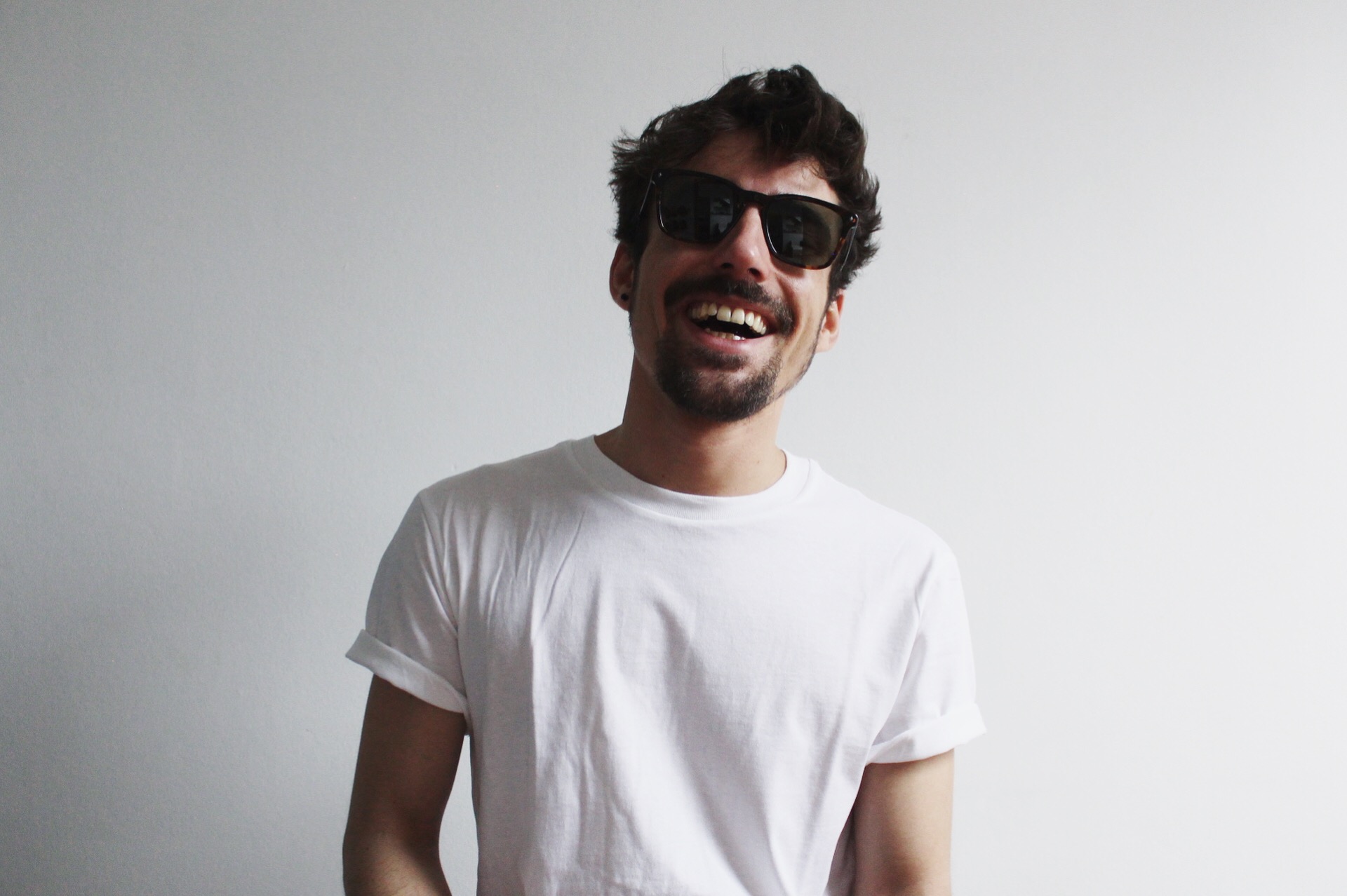 Giorgio Armani sunglasshut